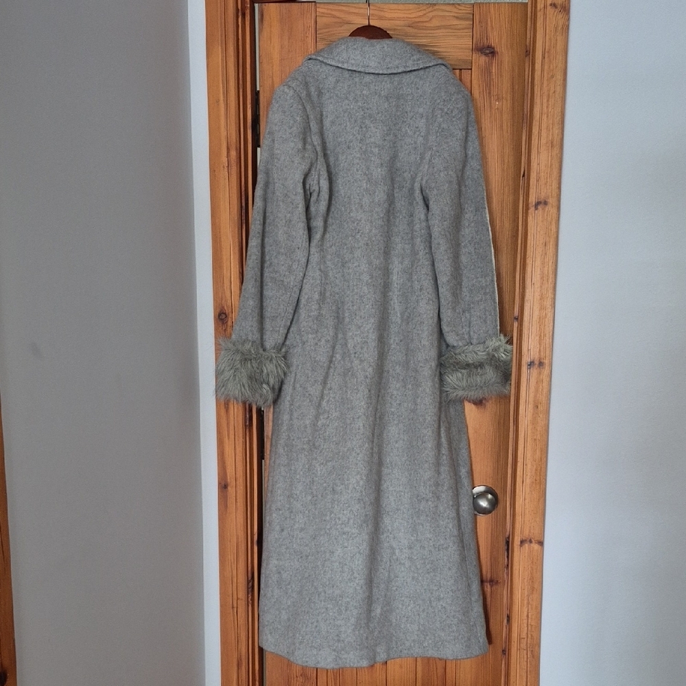 70% wool NWOT long coat. - Picture 5 of 5